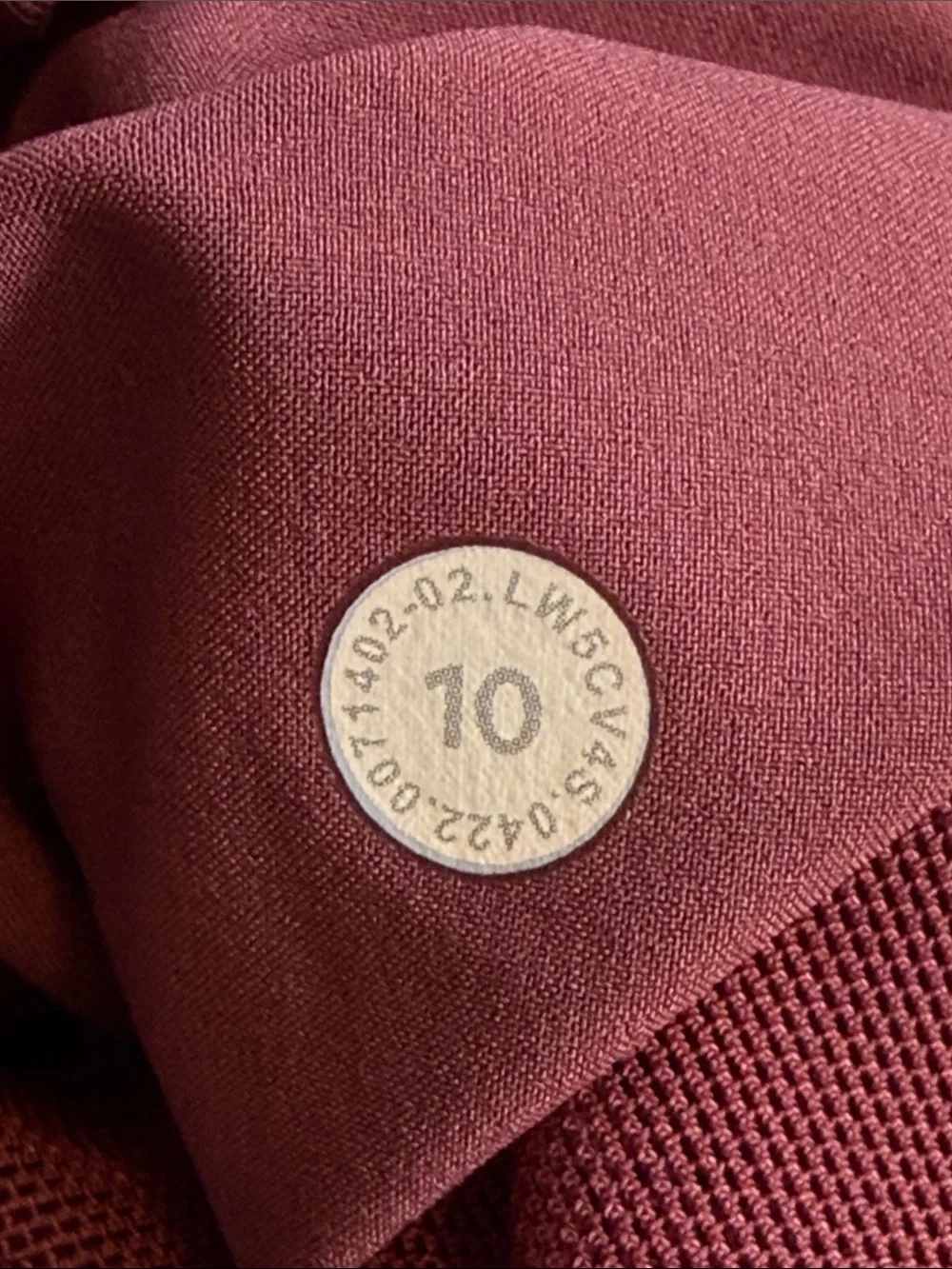 Lululemon Keep Moving Jogger Size 10 Merlot Red Relaxed Fit Pull-On Stretch EUC